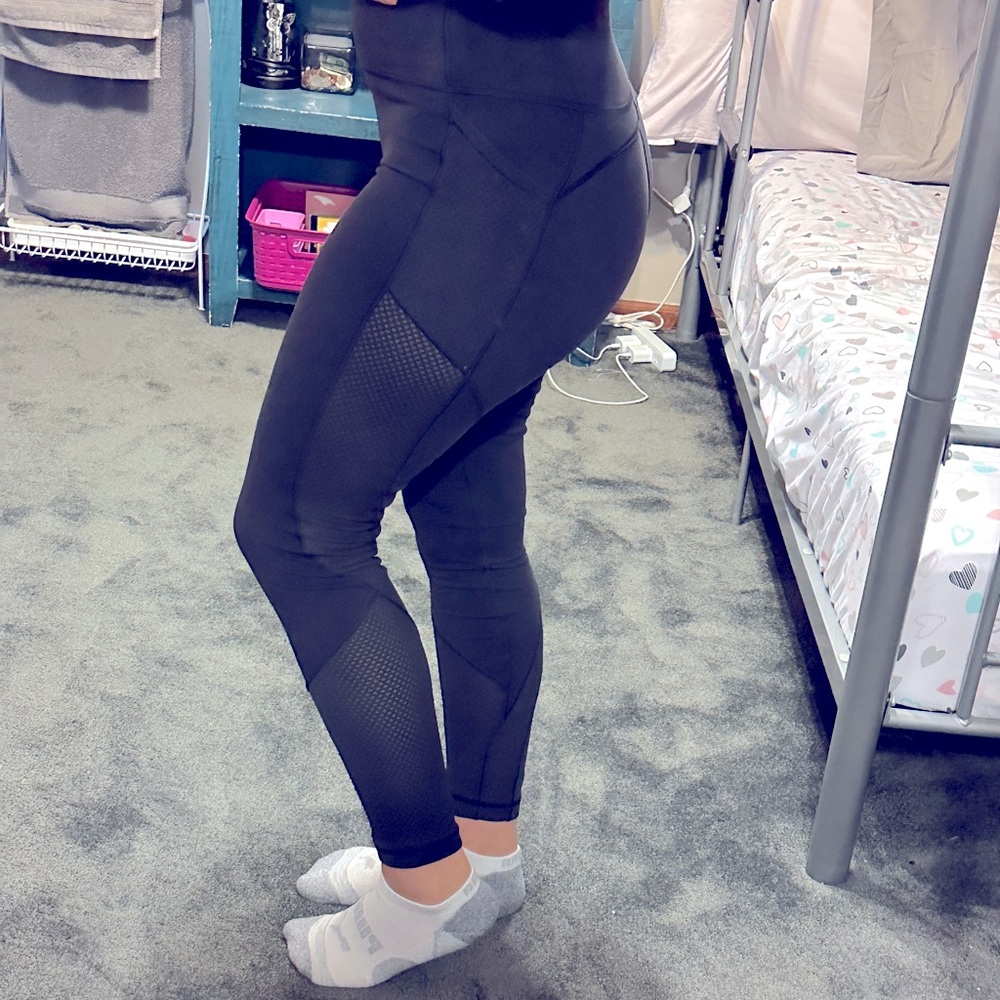 Sheer net Lulu training tights